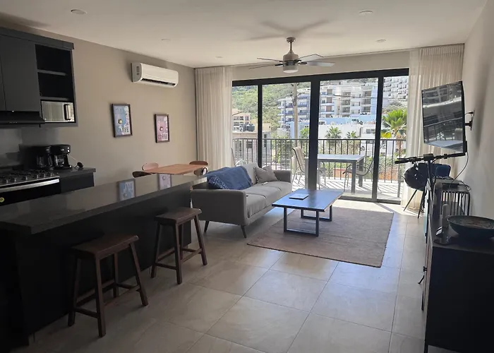 Habitación Y Baño Privado En Departamento Compartido * Cabo San Lucas